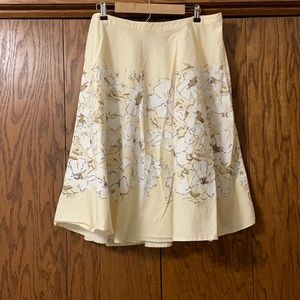 Feminine summer skirt